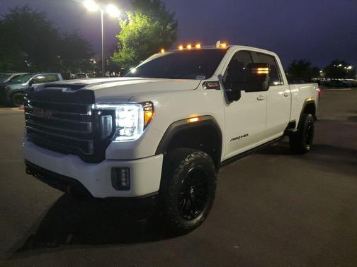 2023 GMC Sierra 2500 AT4