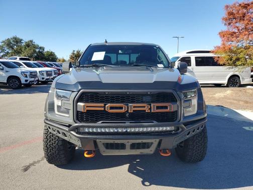 2020 Ford F-150 Raptor