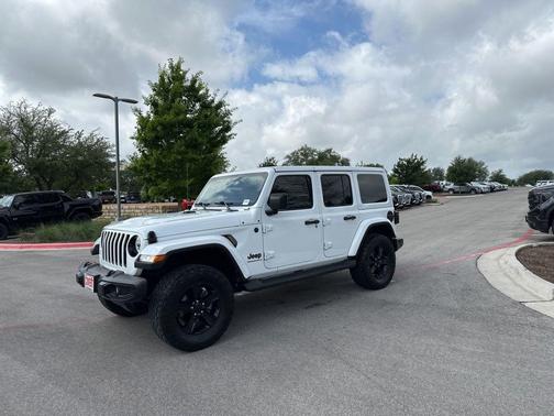 Bright White Clearcoat 2023 Jeep Wrangler 4-Door Sahara Altitude 4x4