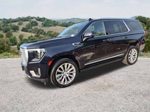 Midnight Blue Metallic 2022 GMC Yukon Denali