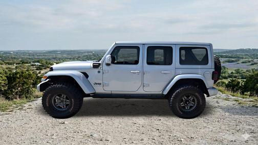 Silver Zynith Clearcoat 2024 Jeep Wrangler 4xe High Altitude
