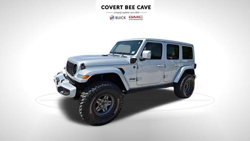 Silver Zynith Clearcoat 2024 Jeep Wrangler 4xe High Altitude