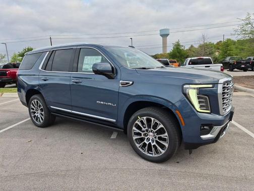 Downpour Met 2026 GMC Yukon Denali