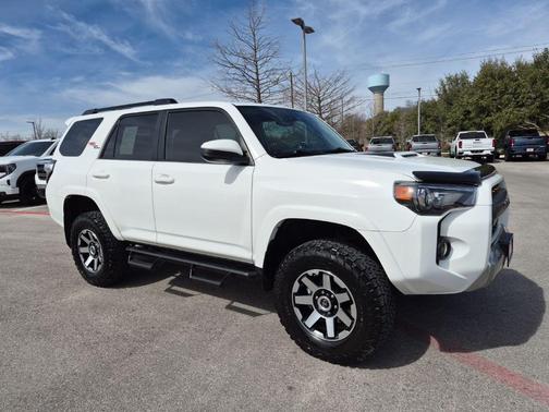2022 Toyota 4Runner TRD Off Road