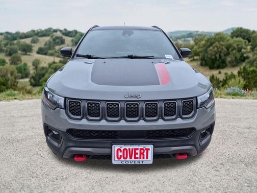 Sting-Gray Clearcoat 2023 Jeep Compass Trailhawk