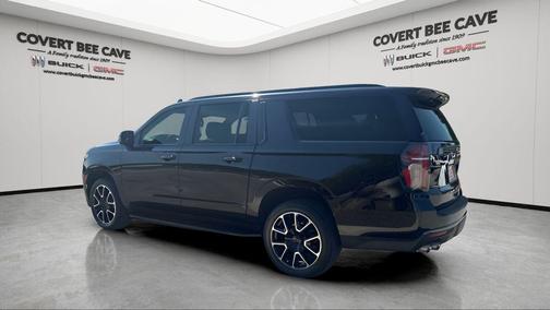 2022 Chevrolet Suburban RST