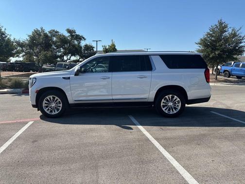 2021 GMC Yukon XL SLT