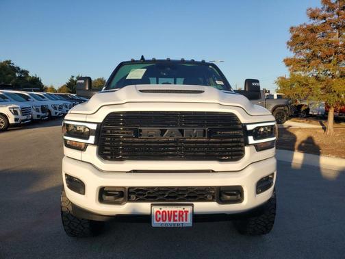 2024 RAM 2500 Laramie Crew Cab 4x4 6'4' Box