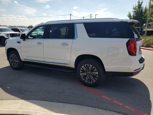 2026 GMC Yukon XL 4WD Elevation