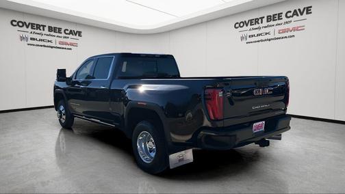 2025 GMC Sierra 3500 Denali