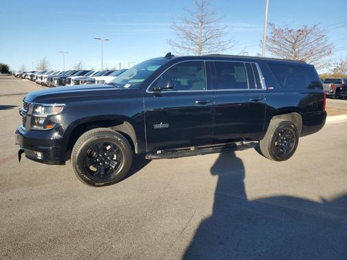 2019 Chevrolet Suburban LT