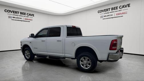 2022 RAM 2500 Laramie Crew Cab 4x4 6'4' Box