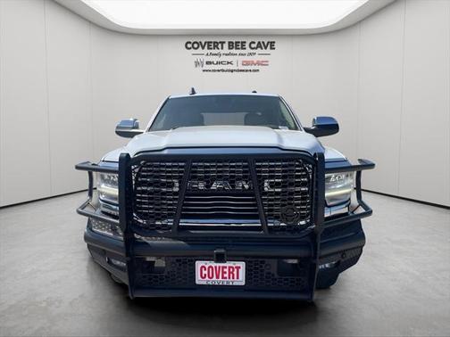 2021 RAM 3500 Laramie Crew Cab 4x4 8' Box