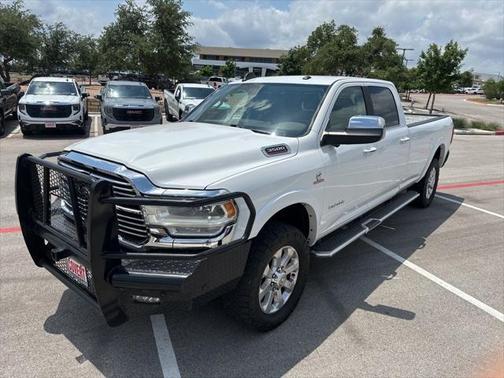 2021 RAM 3500 Laramie Crew Cab 4x4 8' Box