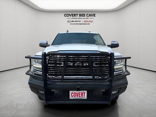 2021 RAM 3500 Laramie Crew Cab 4x4 8' Box