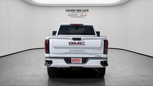 2025 GMC Sierra 2500 AT4