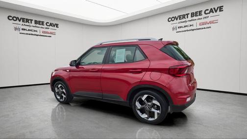 2022 Hyundai VENUE SEL