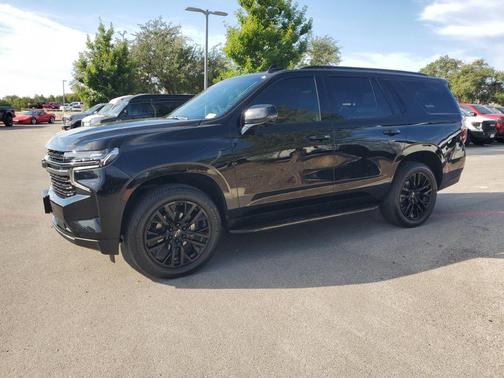 2022 Chevrolet Tahoe 4WD RST