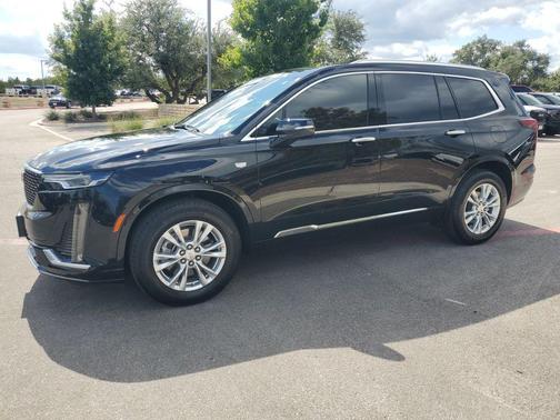 2025 Cadillac XT6 Luxury FWD