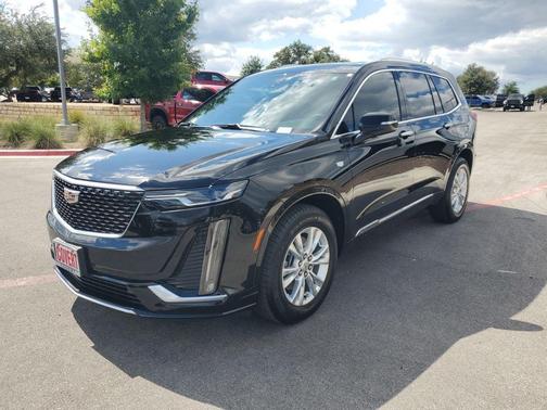 2025 Cadillac XT6 Luxury FWD