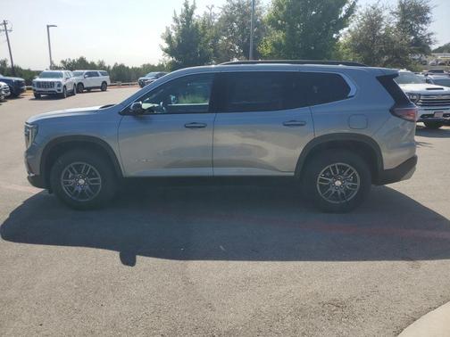 2026 GMC Acadia Elevation FWD