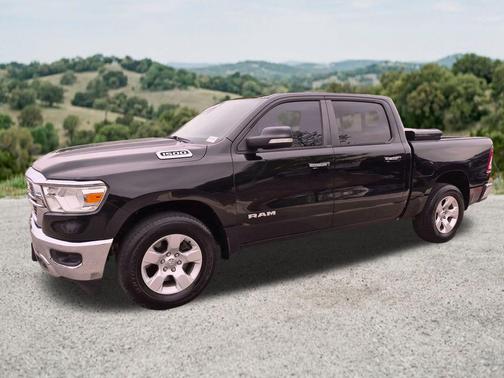 Diamond Black Crystal Pearlcoat 2020 RAM 1500 Big Horn/Lone Star