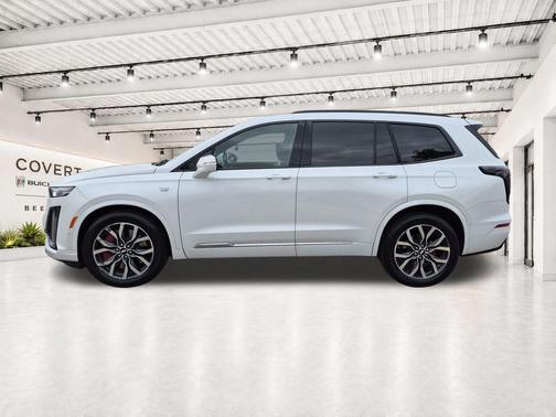 Crystal White Tricoat 2023 Cadillac XT6 Sport AWD