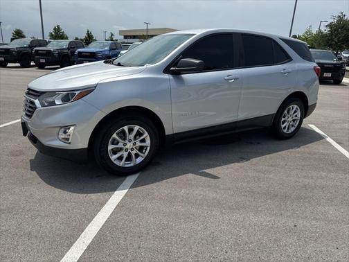 2021 Chevrolet Equinox LS