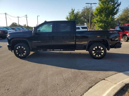 2020 Chevrolet Silverado 2500 Custom