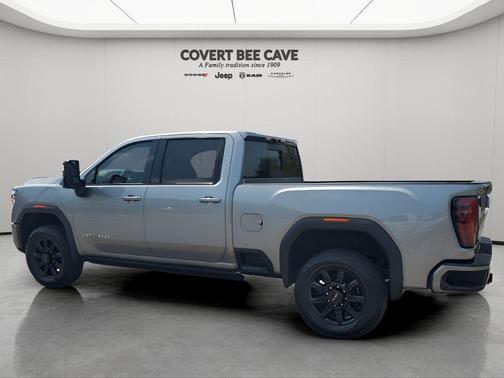 2024 GMC Sierra 2500 AT4