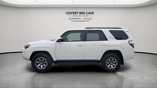 2024 Toyota 4Runner TRD Off Road