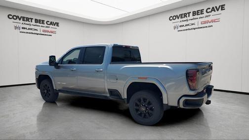 2025 GMC Sierra 2500 AT4