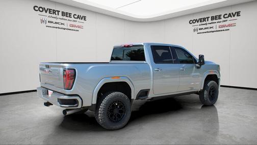 2025 GMC Sierra 2500 AT4