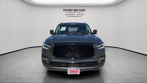 2022 INFINITI QX80 Luxe