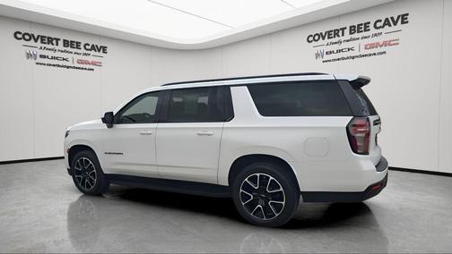 2023 Chevrolet Suburban RST