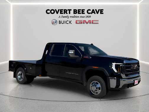 Onyx Black 2026 GMC Sierra 3500 SLE