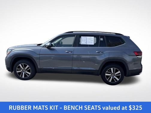Platinum Gray Metallic 2022 Volkswagen Atlas 2.0T SE