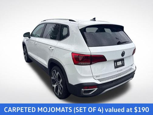 Pure White 2023 Volkswagen Taos 1.5T SEL