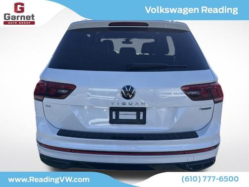 2024 Volkswagen Tiguan 2.0T SE R-Line Black