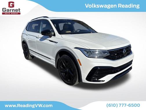 2024 Volkswagen Tiguan 2.0T SE R-Line Black