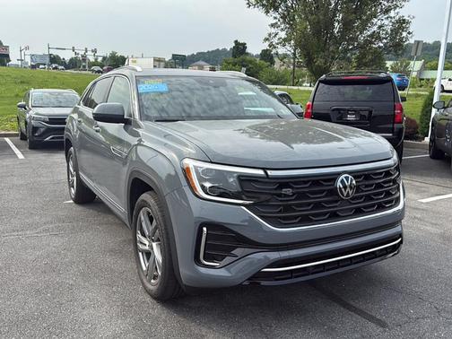 2024 Volkswagen Atlas Cross Sport 2.0T SEL R-Line