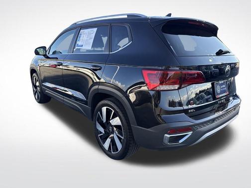 2024 Volkswagen Taos 1.5T SEL