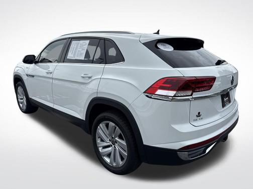 2022 Volkswagen Atlas Cross Sport 3.6 V6 SE w/ Technology