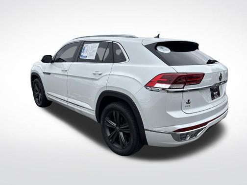 2022 Volkswagen Atlas Cross Sport 2.0T SEL R-Line