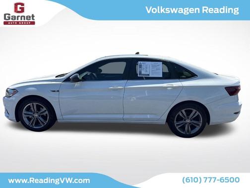 Pure White 2021 Volkswagen Jetta 1.4T R-Line