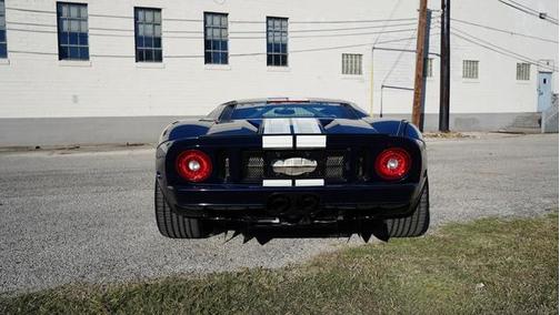 2005 Ford GT 