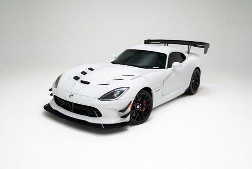 Viper White Clear Coat 2017 Dodge Viper