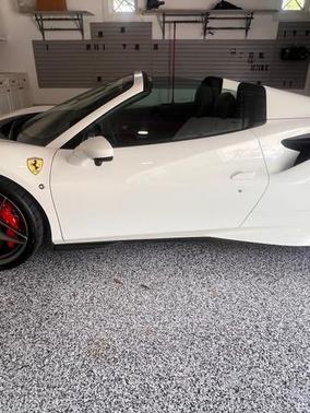Bianco Avus 2022 Ferrari F8 Spider