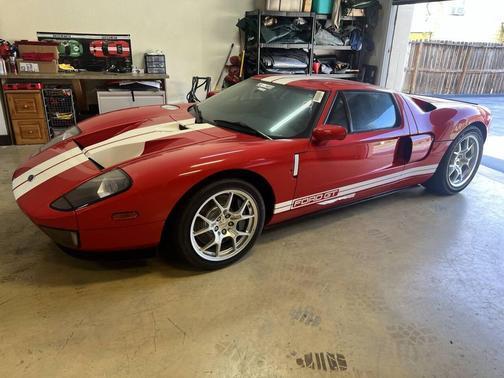 Mark IV Red Clearcoat 2005 Ford GT Base 2dr Coupe