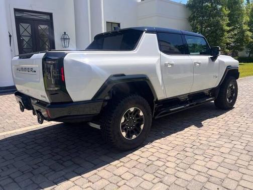 Interstellar White 2024 GMC HUMMER EV Pickup 3X